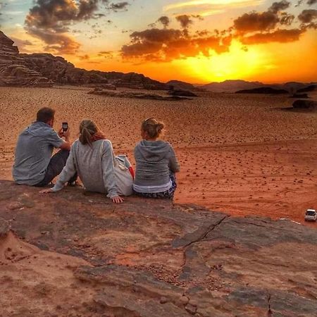 Enad Desert Camp Wadi Rum Exteriör bild