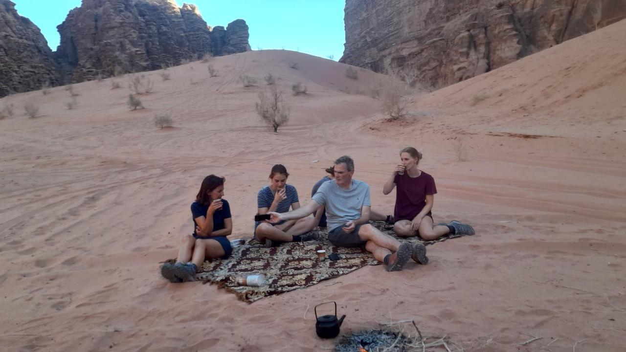 Enad Desert Camp Wadi Rum Exteriör bild